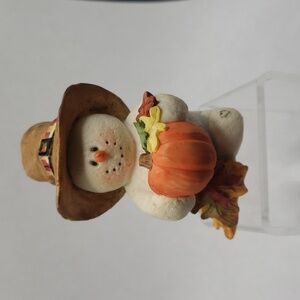Sarahs Attic Vtg November Thanksgiving Snowonders Figurine